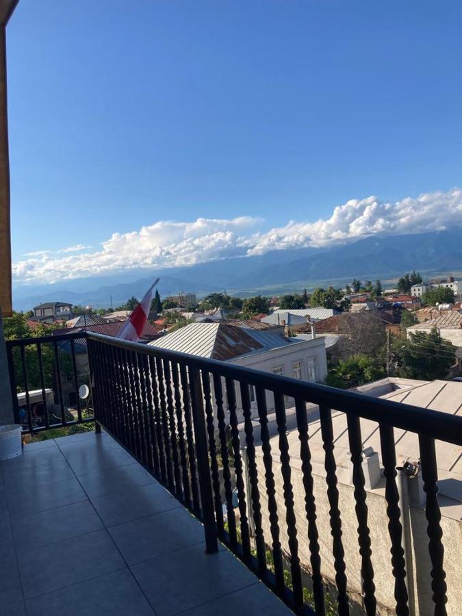 Telav Holl Hotel Telavi Ngoại thất bức ảnh